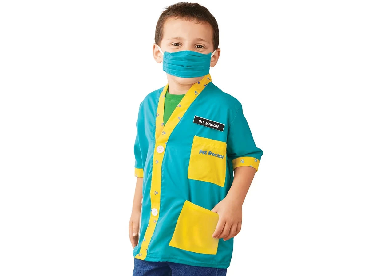 Personalized Vet Outfit - US 4243