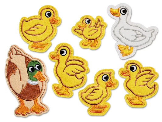 Five Little Ducks Storytelling Puppets - US 7173