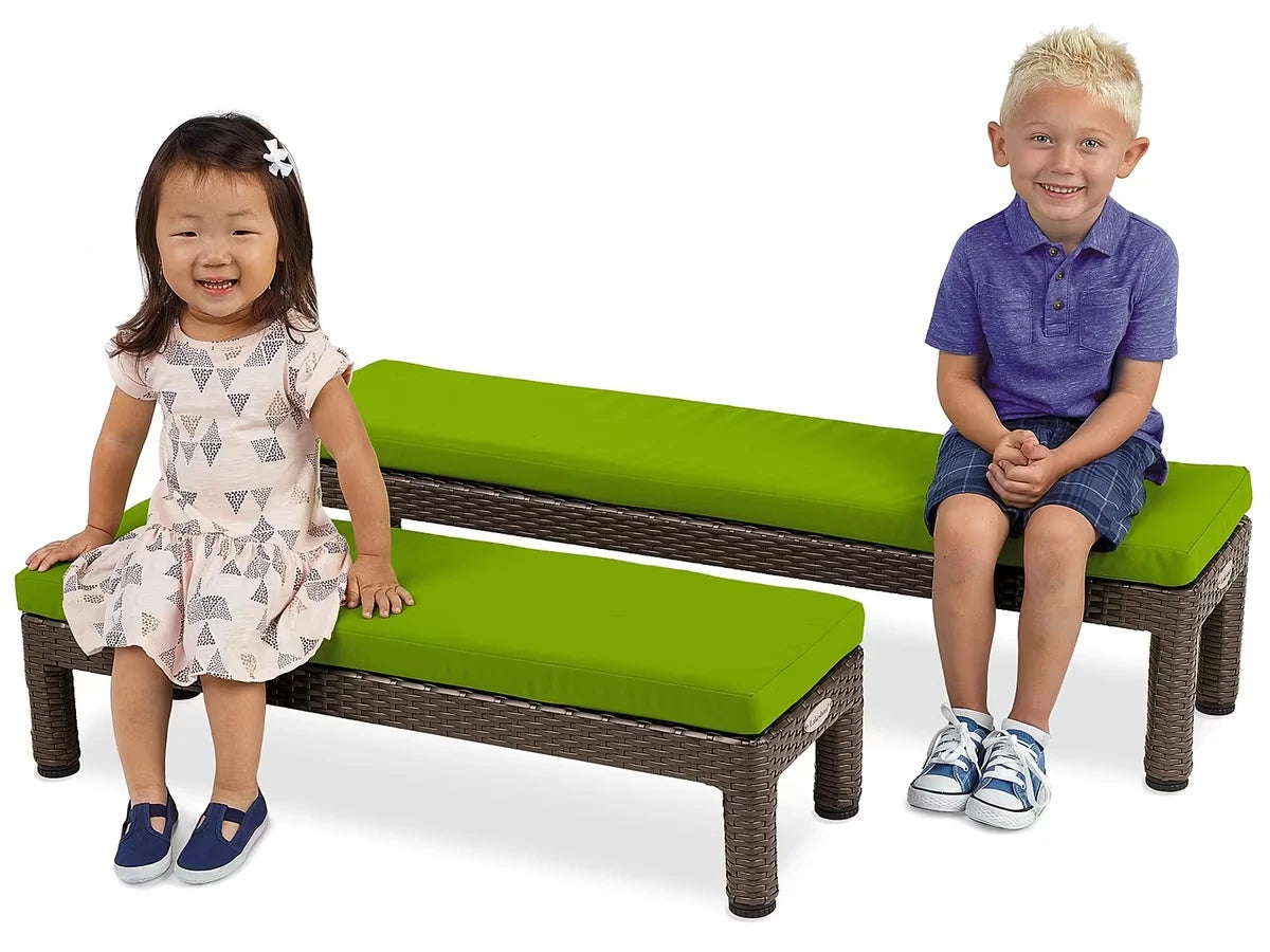 Outdoor Benches - US 4315